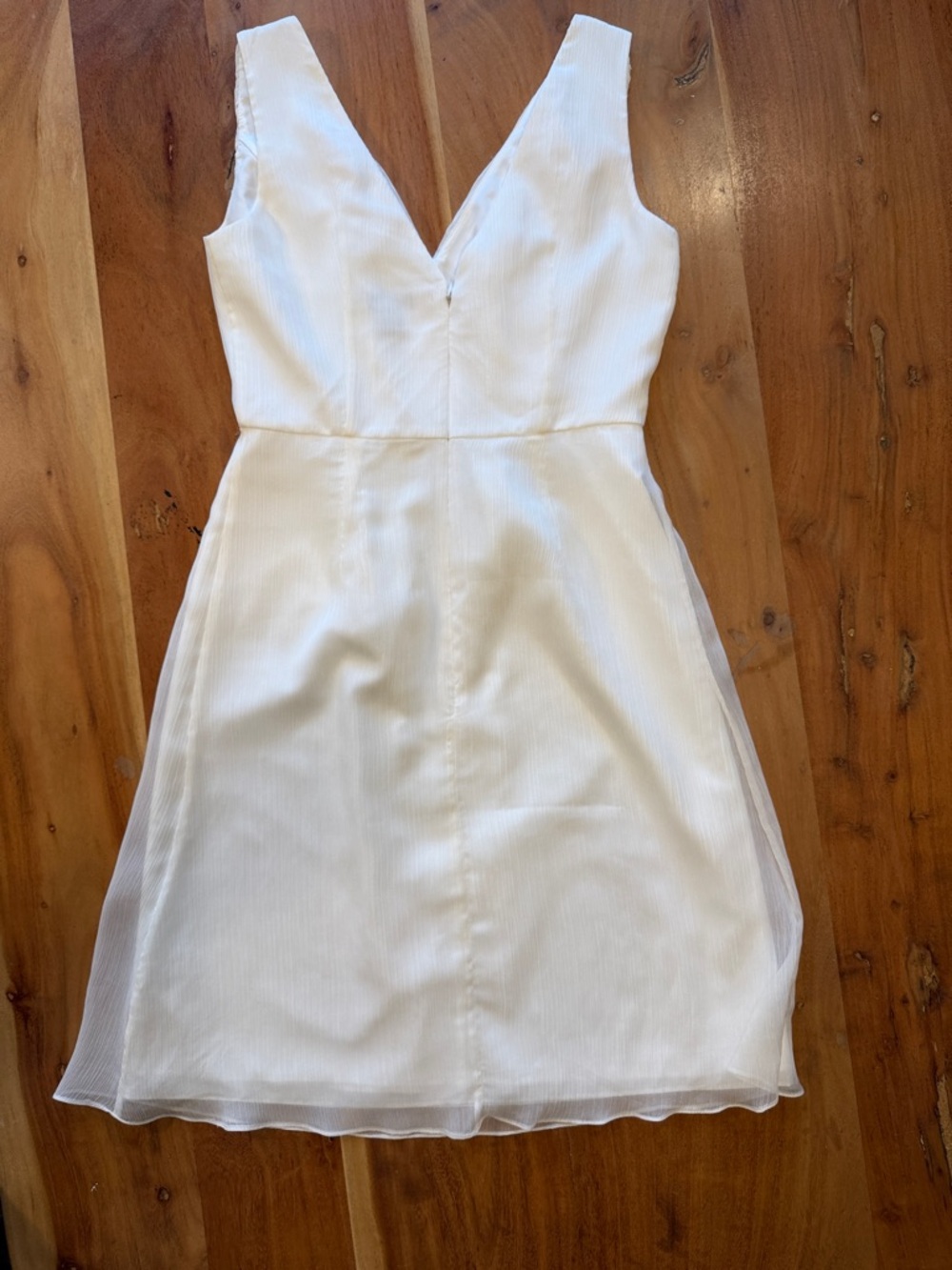 J.Crew Minimalist 2010s White‎ Chiffon V-Neck Dress (VGUC) - Picture 10 of 10